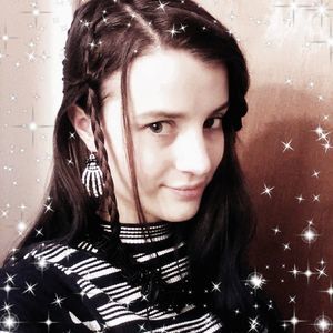 Meet your Posher, Abbey